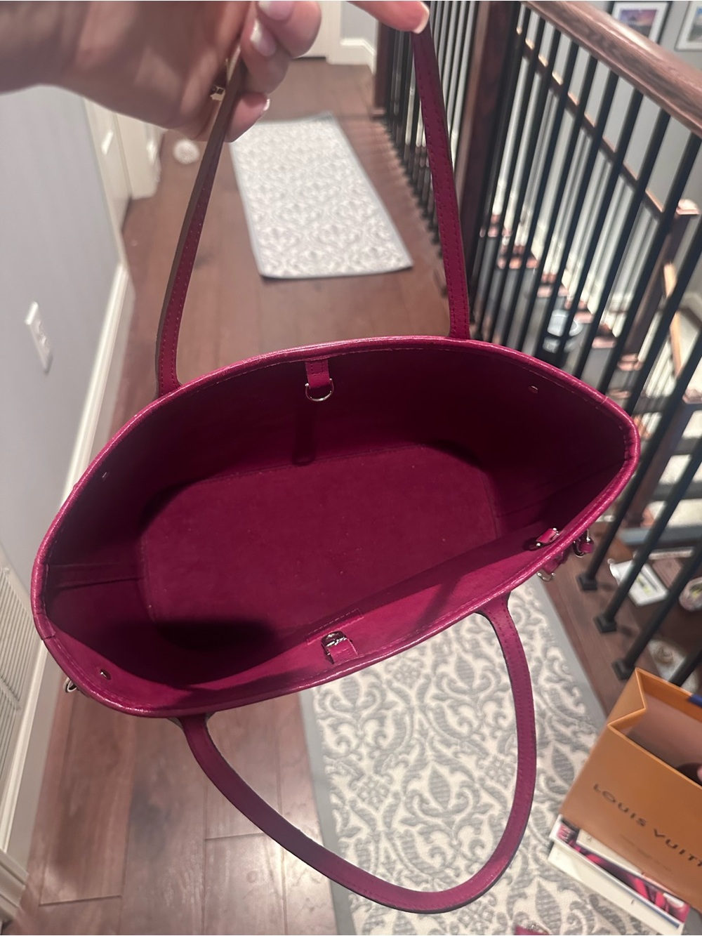 Louis Vuitton Fushia Epi never full Tote pm size - RARE - Picture 5 of 7